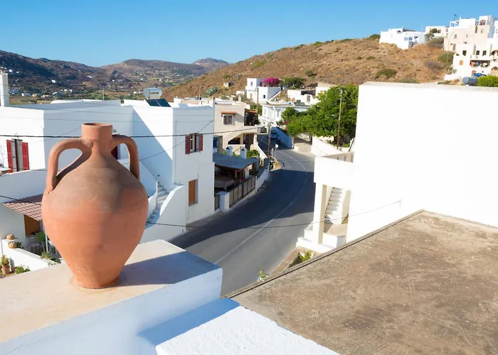 Dafne & Chloe Terrace *